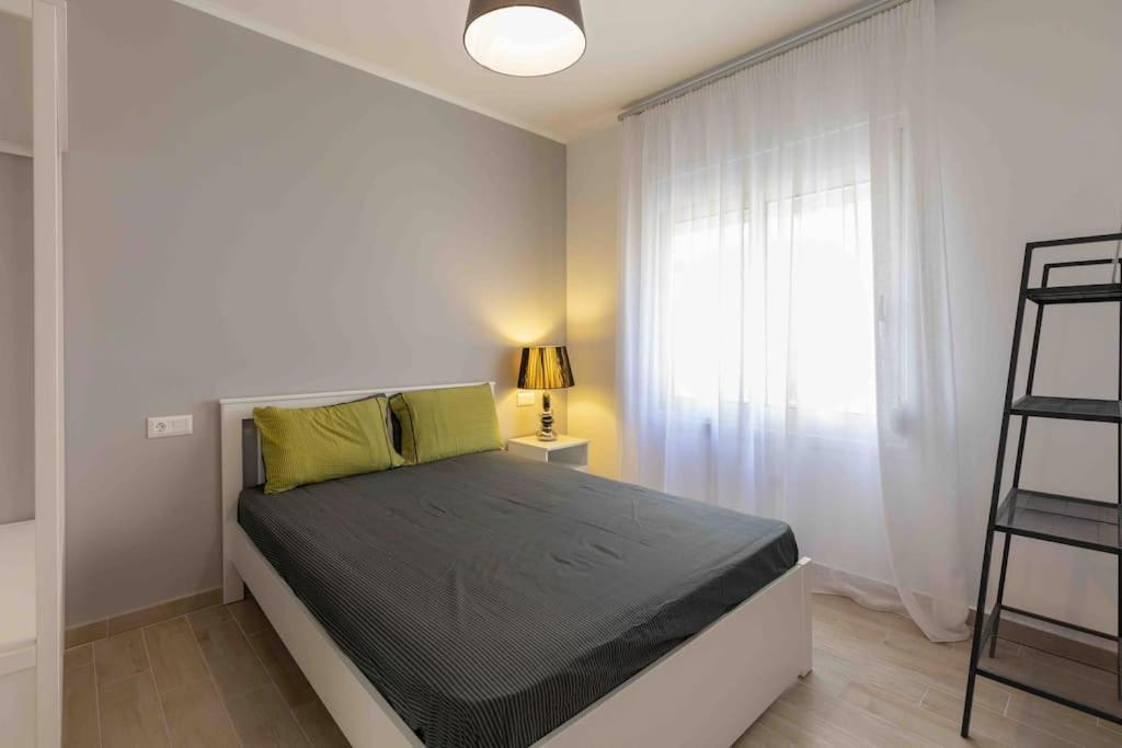 Luxury Cozy Appartment In The City Center Rhodes City Exterior foto